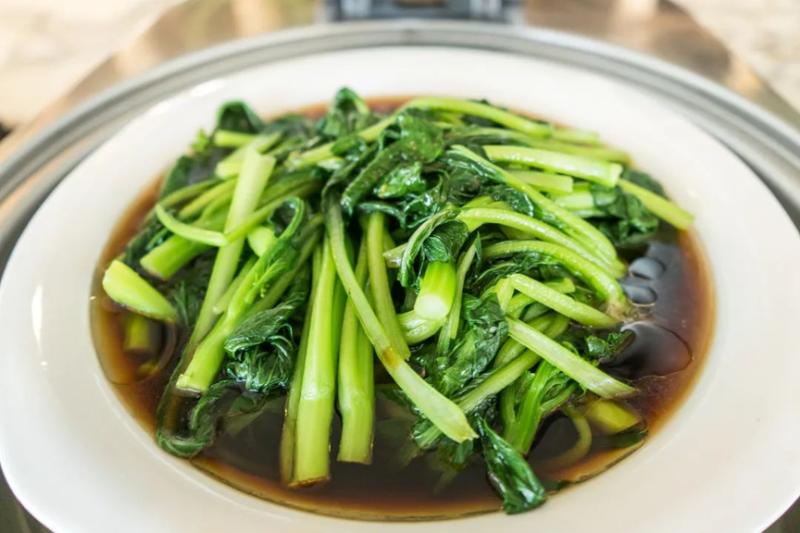 Cả gia đình 3 người lần lượt qua đời: Bác sĩ liên tục cảnh báo 4 loại thực phẩm để lâu trong tủ lạnh có thể 