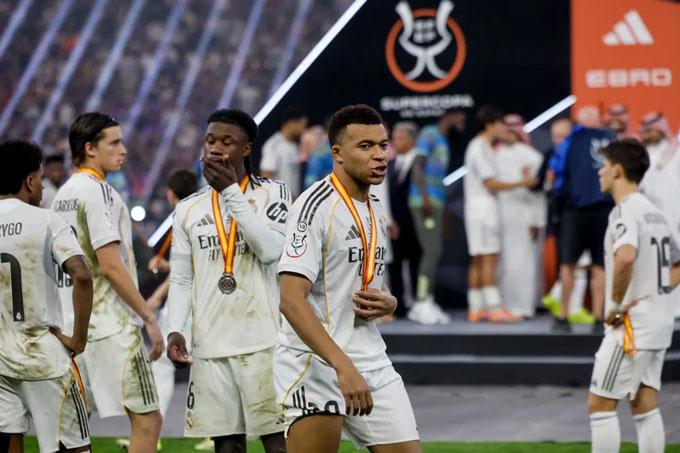 Mbappe nổi đoá 