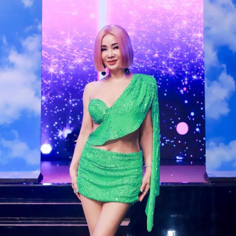 Bước sang tuổi 69, mỹ nhân này vẫn trẻ đẹp ngỡ ngàng: Nhìn như gái ngoài 30 nhờ kết thân 1 loại củ giảm viêm, bảo tồn collagen, bếp người Việt luôn sẵn- Ảnh 8.
