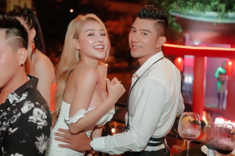 Sự hết thời của sao nam Vbiz vướng vòng lao lý: Từng định hình cả làng nhạc, nay sắp bị thu hồi giấy phép hoạt động- Ảnh 2.