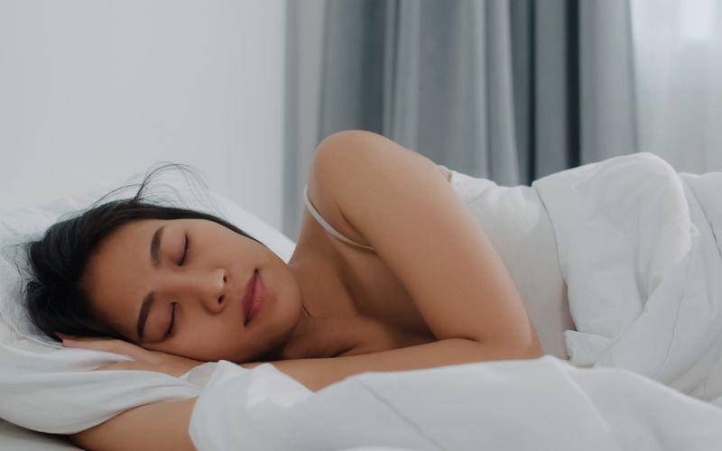 Cơ thể xuất hiện 4 biểu hiện bất thường này vào buổi sáng cảnh báo gan đang mang “mầm bệnh”: Có 3/4 thì phải đi khám ngay- Ảnh 2.