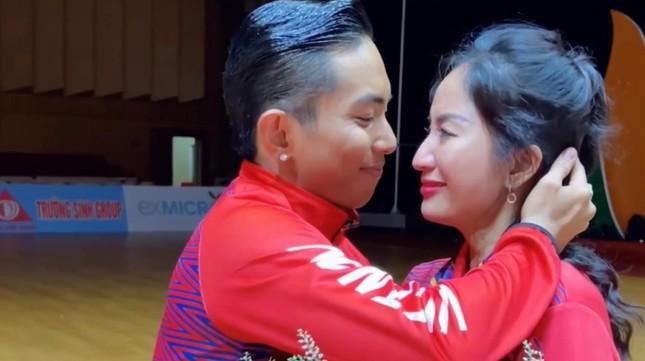 Khánh Thi nhiều lần bị bắt gặp 