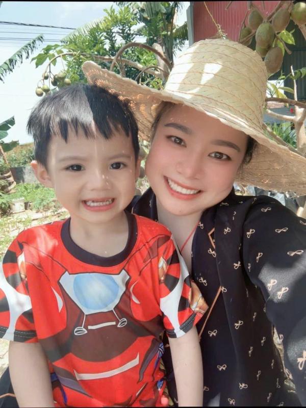 “Tôi chẳng có bí quyết gì”: Chia sẻ của chị gái miền Tây được hàng trăm nghìn người yêu mến qua những video đời thường- Ảnh 4.