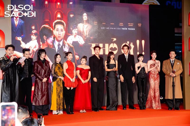 Cho tiền cũng không tin đây là Quốc Anh và Văn Mai Hương- Ảnh 1.