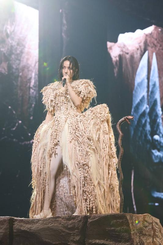 Mỹ nhân không tuổi chi 760 tỷ đồng làm concert: Mang cả "khu vườn lạc thú" lên sân khấu, đẳng cấp "thiên hậu" không thể ế vé- Ảnh 1.