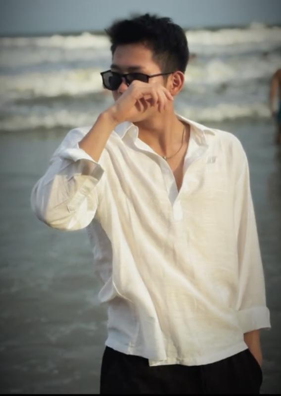 "Nam thần" bơi lội khoe body 8 múi cực phẩm, lúc ở cạnh Ánh Viên lại hoá em trai "tẻn tẻn" hút triệu view- Ảnh 2.