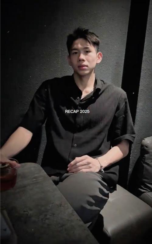 Viral loạt ảnh đời thường của Quang Thuấn - nam thần bơi lội thế hệ mới, 19 tuổi được thăng quân hàm gây sốt MXH- Ảnh 12.