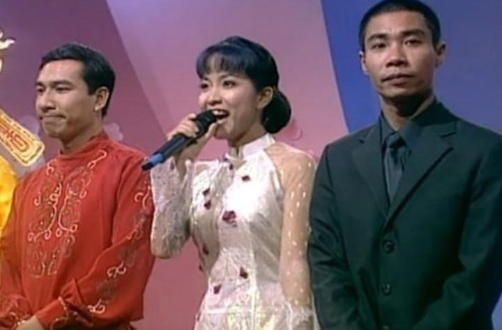 Nữ MC duy nhất của Táo Quân: Từng là ca sĩ, U60 sống bình yên bên con trai- Ảnh 1.