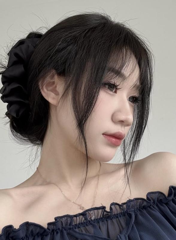 "Người hùng" U23 Việt Nam chiều bạn gái hết cỡ, vừa vào phòng thay đồ đã vội gọi điện báo tin vui chiến thắng- Ảnh 4.