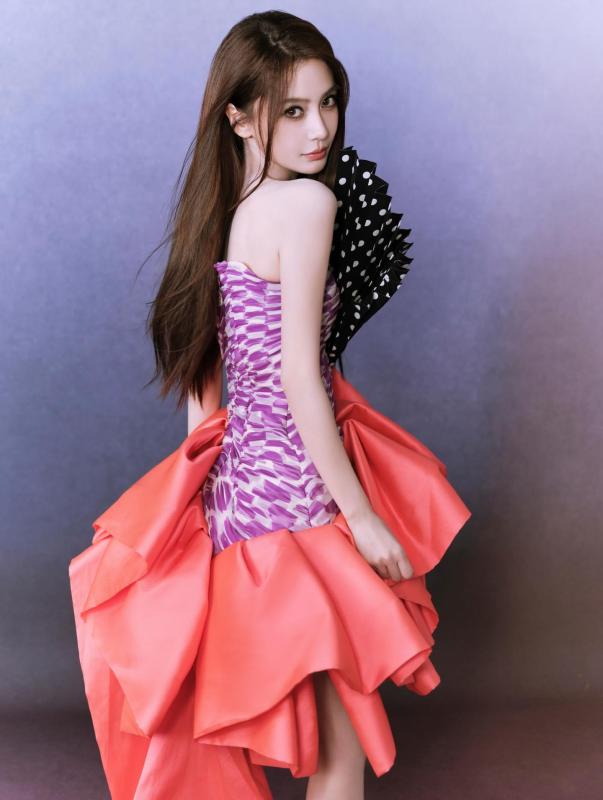 Angelababy gây phẫn nộ vì mặc đồ Haute Couture để livestream bán hàng- Ảnh 6.
