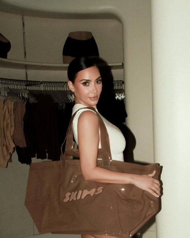 Hiện tượng 2025: Skims - cái tên đưa Kim Kardashian lên một tầm cao mới- Ảnh 9.