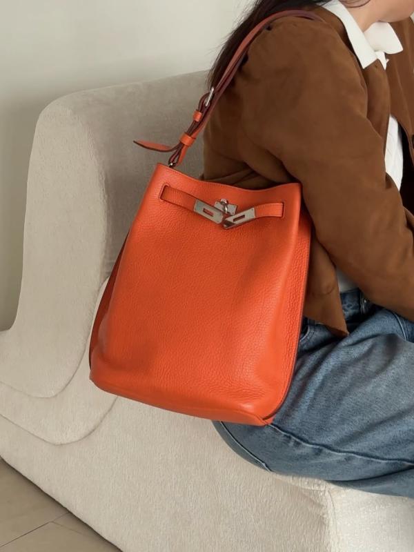 Hermès tiếp tục tạo cơn sốt với phiên bản nâng cấp từ 1 chiếc túi huyền thoại- Ảnh 2.