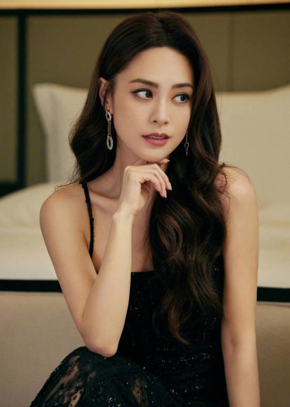 Chung Hân Đồng thừa nhận 2 món giúp mình già chậm: Toàn là thuốc quý trong Đông y, dùng đúng thì sẽ giảm nếp nhăn, khuôn mặt đầy sức sống- Ảnh 2.