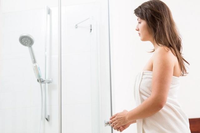 Chỉ vì tắm nước nóng sai cách, bé trai 13 tuổi suýt mất mạng: Những thời điểm tắm nguy hiểm nhiều người Việt vẫn mắc- Ảnh 2.