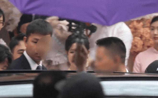 Phương Nhi và thiếu gia Minh Hoàng cứ xuất hiện là 