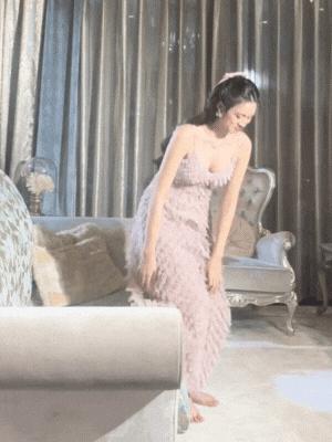 Đỗ Thị Hà sao lạ thế này?- Ảnh 1.