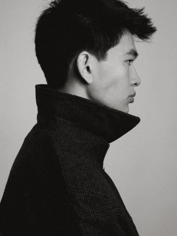 Hot boy bóng rổ Saigon Heat chuyển hướng làm người mẫu, diễn cho Ralph Lauren tại Milan Fashion Week: Kim Lý là mentor của tôi- Ảnh 11.
