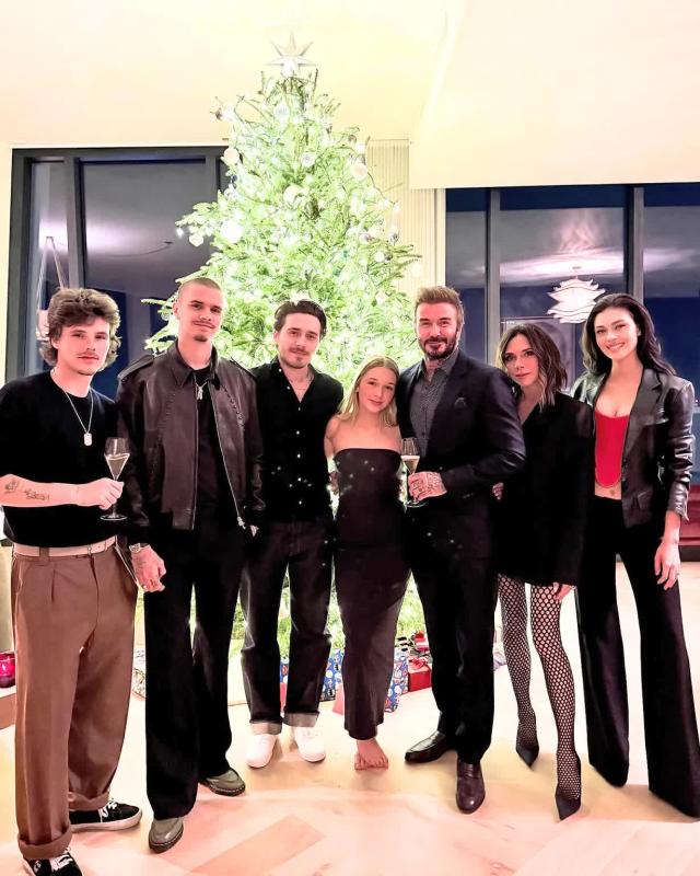 Phơi bày hợp đồng tiền hôn nhân “còng tay” Brooklyn Beckham với nhà vợ tỷ phú: David - Victoria lo con trai trắng tay- Ảnh 5.