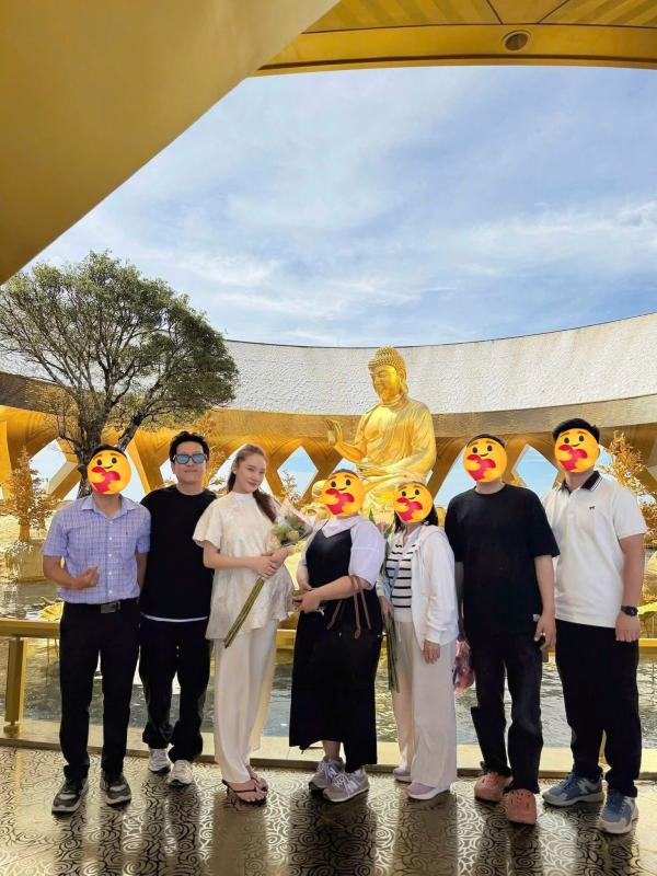 Bắt gặp Nhã Phương cận ngày lâm bồn, thái độ khi khán giả xin chụp ảnh như thế nào?- Ảnh 4.