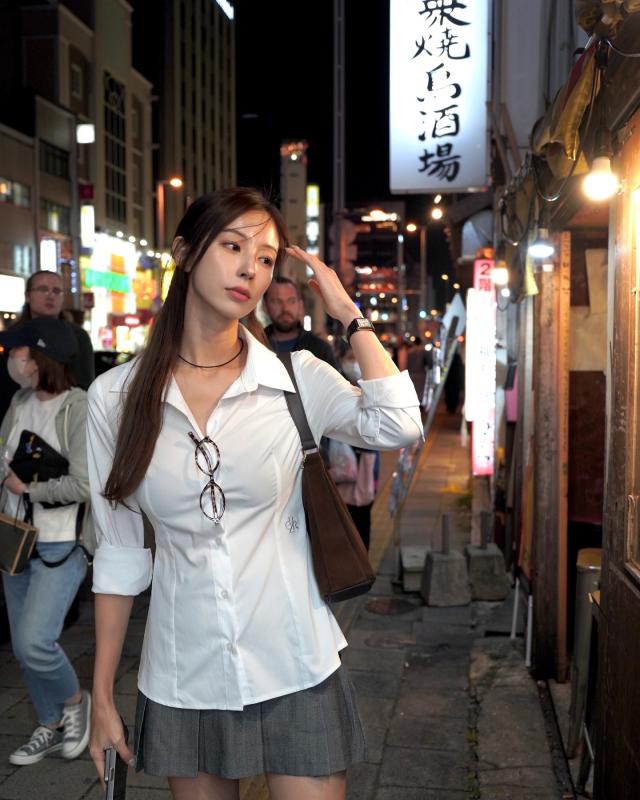 Hot girl đường phố mặc đơn giản vẫn hút hơn 16 triệu người xem là ai?- Ảnh 14.