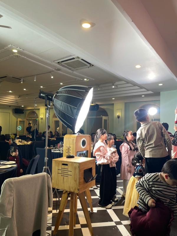 Kiếm 5 -7 triệu mỗi đêm nhờ cho thuê máy photobooth lưu động trong đám cưới, tiệc cuối năm- Ảnh 9.
