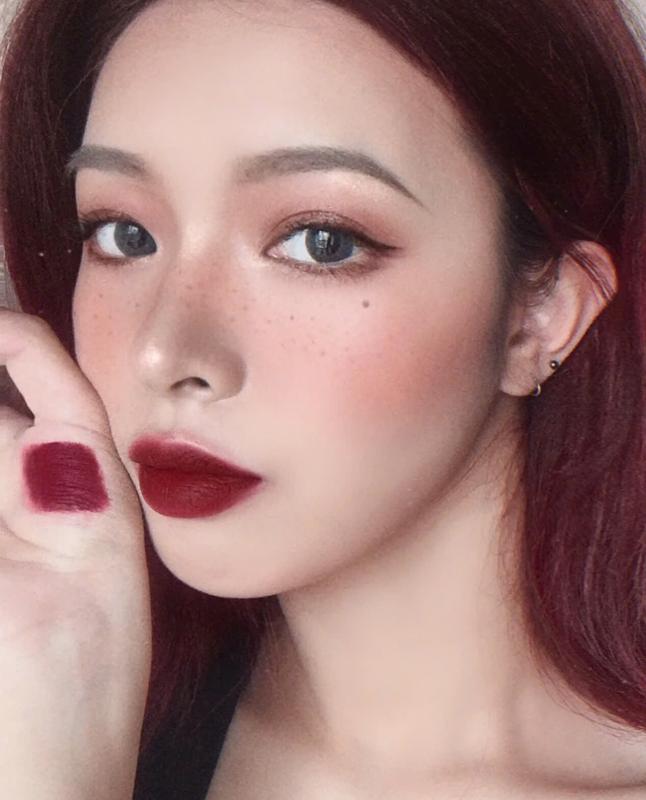 Có hãng son cứ trời lạnh là chiếm sóng MXH: Quá nhiều màu hot trend, lên môi slay thôi rồi!- Ảnh 6.
