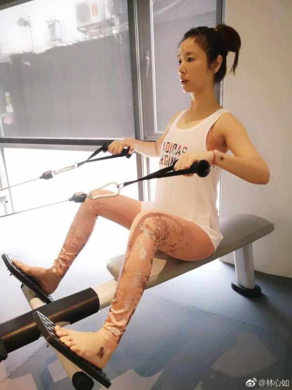 Vóc dáng tuổi 50 nhưng khiến gái 20 cũng phải tị của Lâm Tâm Như- Ảnh 5.