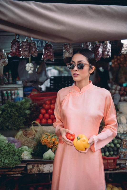 Đến hẹn lại lên: Tăng Thanh Hà và chồng doanh nhân diện áo dài, nắm chặt tay ngày mùng 1 Tết!- Ảnh 3.