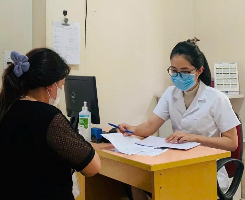 Suýt mất tất cả ở tuổi 32, nữ bác sĩ trẻ bắt đầu lại nhờ nhận được "món quà" đặc biệt- Ảnh 2.