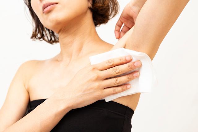 Người trên 40 tuổi thường có mùi khó chịu: Các bác sĩ cảnh báo rằng mùi này mạnh nhất ở 6 khu vực, tránh vệ sinh quá mức- Ảnh 3.