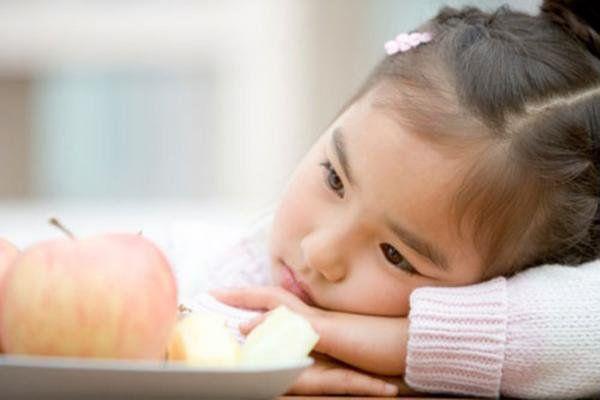 Thiếu sắt ở trẻ nhỏ phổ biến hơn nhiều cha mẹ nghĩ và những dấu hiệu sớm dễ bị bỏ qua- Ảnh 1.