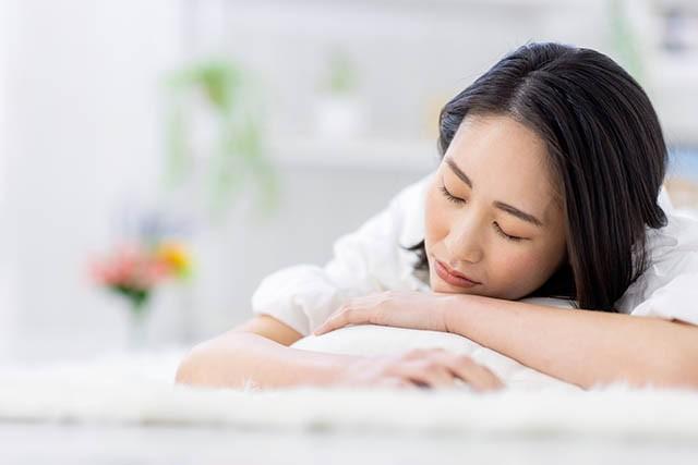 Phía sau sự mệt mỏi của phụ nữ trung niên dịp Tết là một câu chuyện "thầm kín từ bên trong" nhưng ít ai nói tới- Ảnh 1.