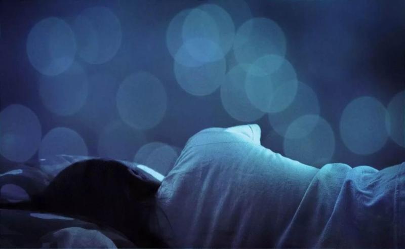 Ai hay thức khuya nhất định phải đọc: Thói quen tưởng vô hại trước khi ngủ lại là nguyên nhân gây tăng đường huyết, giảm miễn dịch, lão hóa sớm- Ảnh 2.