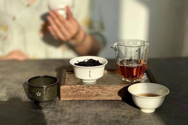 4 kiểu uống trà được đưa vào "danh sách tổn thương gan": Dù thích bao nhiêu cũng phải ngậm miệng- Ảnh 3.