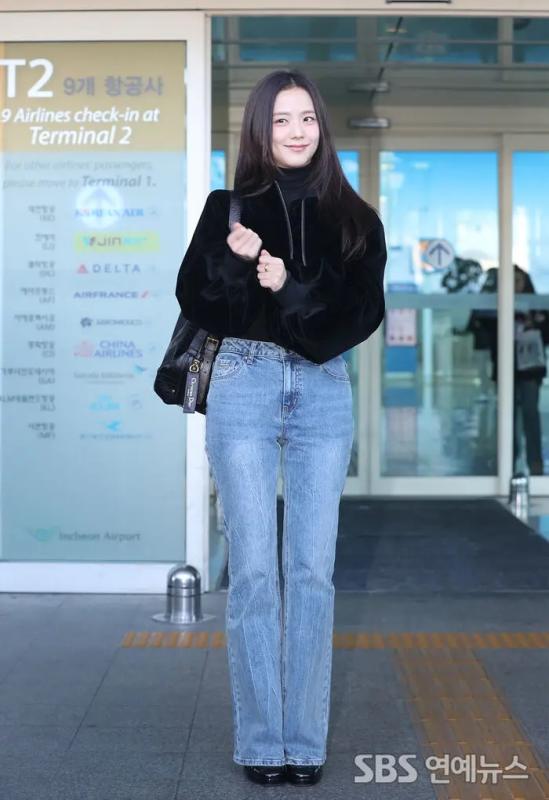Jisoo gợi ý 4 cách mặc quần dài tôn dáng cho người có chiều cao khiêm tốn như cô ấy- Ảnh 3.