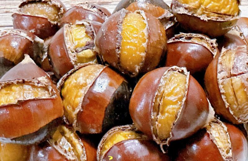 Dù giàu hay nghèo, sắm Tết ĐỪNG mua 4 loại hạt này: Khách đến khó xử, ăn vào "nuốt" bệnh- Ảnh 1.