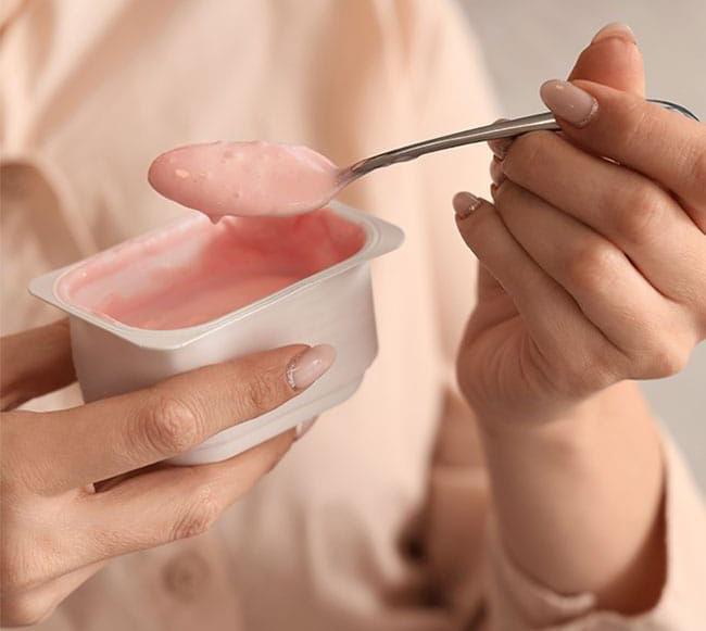 Phụ nữ độ tuổi 40, sắp bước vào mãn kinh NHẤT ĐỊNH phải nhớ ăn đủ 4 thứ để "chống già", khỏe mạnh- Ảnh 2. Phụ nữ độ tuổi 40, sắp bước vào mãn kinh NHẤT ĐỊNH phải nhớ ăn đủ 4 thứ để "chống già", khỏe mạnh- Ảnh 2.