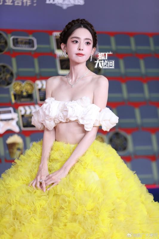 Cổ Lực Na Trát đẹp nhất khi thay đổi- Ảnh 12.