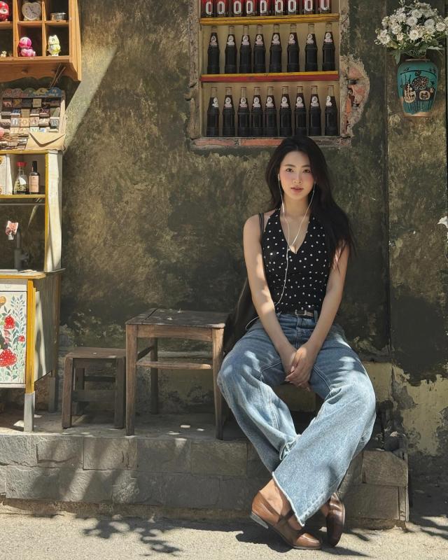 Nữ chính phim "Không giới hạn" khiến ai cũng phải công nhận là vô cùng xinh đẹp, style ngoài đời rất xuất sắc- Ảnh 5.