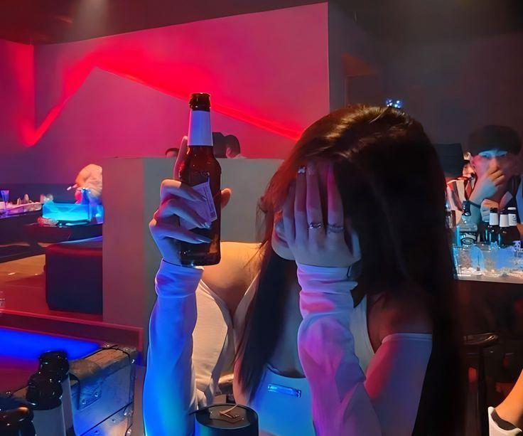 Ngày càng nhiều người còn trẻ đã khổ sở vì bệnh gan, bác sĩ nói thẳng: 4 loại hạt này ăn nhiều "phá gan" hơn bia rượu- Ảnh 1.