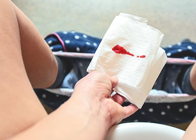 Cầu hôn xong thì phát hiện ung thư giai đoạn cuối di căn gan, người đàn ông hối hận vì bỏ qua 1 thứ khi đại tiện- Ảnh 2.