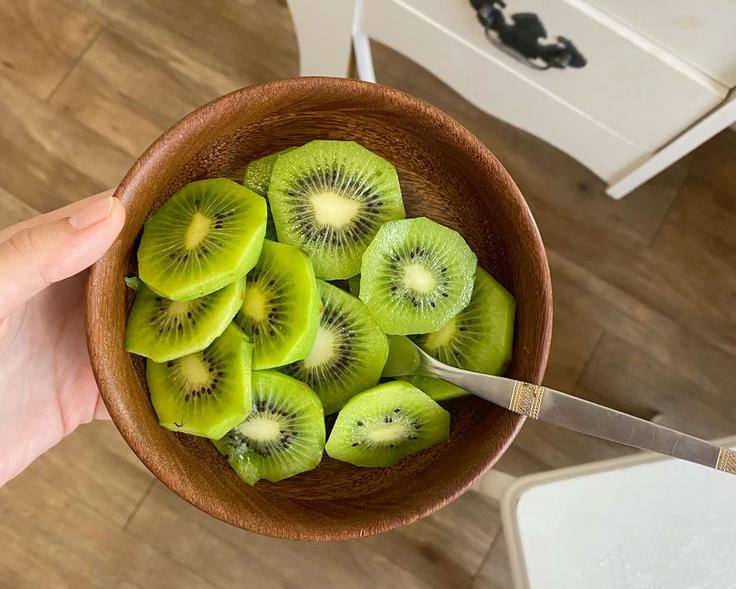 Ngày càng nhiều chị em còn trẻ đã ung thư buồng trứng, bác sĩ dặn: Lười mấy cũng phải chăm ăn 6 món để phòng bệnh!- Ảnh 3.
