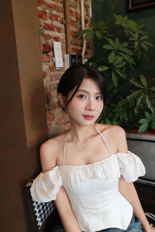 Lộ tin nhắn Chang Mây được 1 nam ca sĩ đang hot nói 