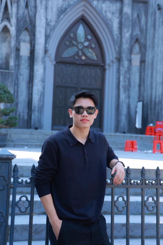 Bất ngờ quá khứ 