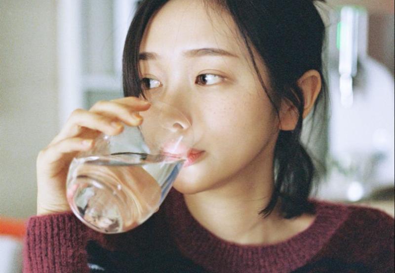 6 mẹo "giảm cân cho khuôn mặt", chị em nào làm ngay đảm bảo Tết kịp trẻ ra mấy tuổi!- Ảnh 2.