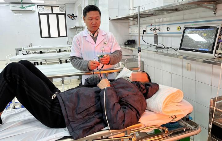 6 giờ sáng vẫn đi thể dục, sau 1 tiếng đau đầu đột ngột phát hiện tụ máu não- Ảnh 1.