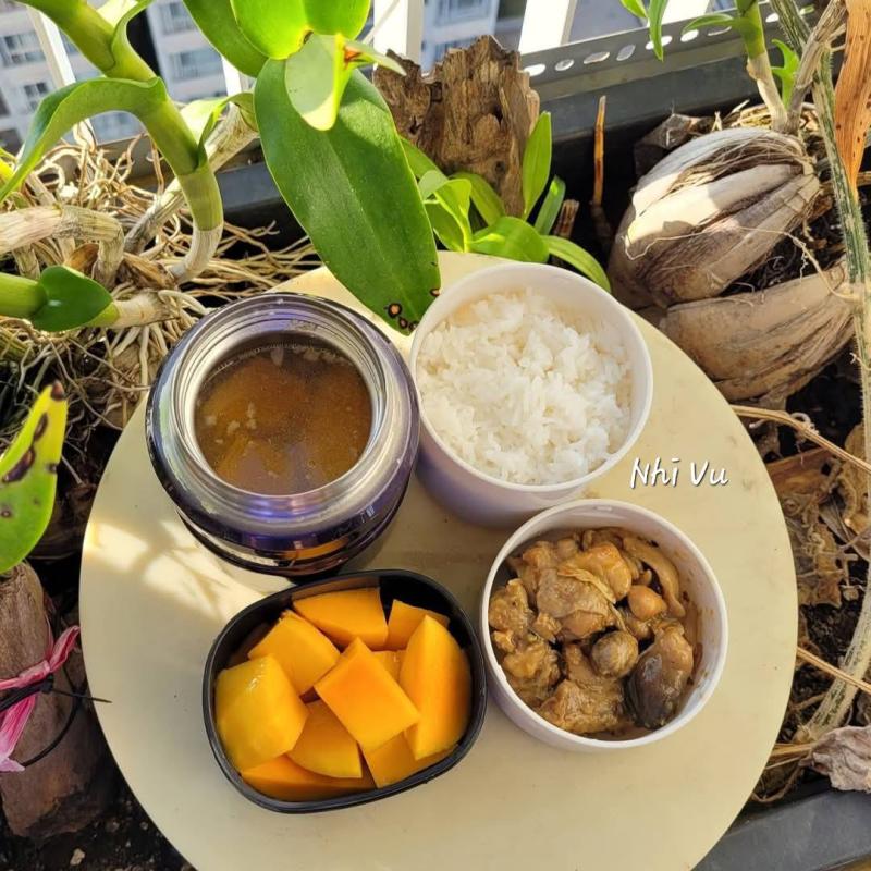 Một mẹ ở TP HCM phát động “chiến dịch nấu cơm 15 phút mỗi sáng” cho con mang đi học, phản ứng của bé gái khiến mẹ ngỡ ngàng- Ảnh 18.