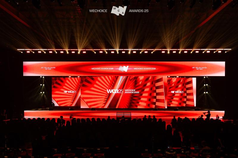 Tổng đạo diễn Gala WeChoice Awards 2025: “Dù là nội dung giải trí hay mang tính xã hội, tất cả đều xoay quanh tinh thần của con người Việt Nam”- Ảnh 2.