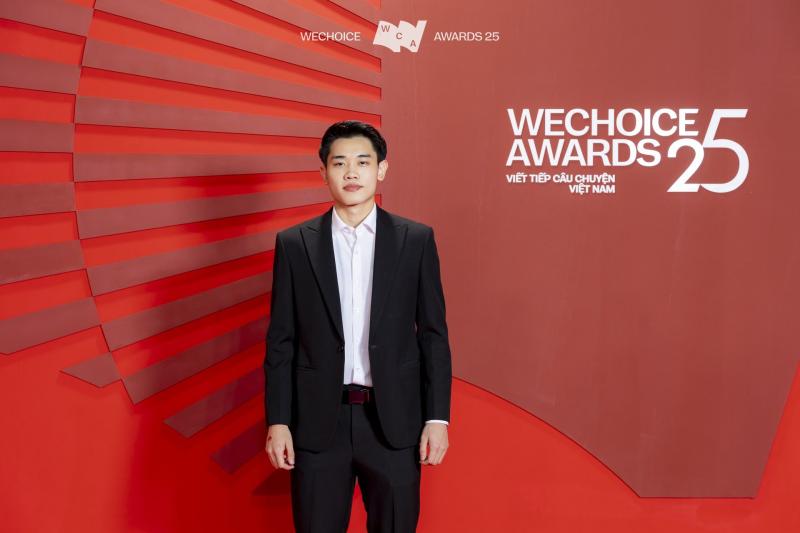 Đình Bắc diện vest bảnh bao tại WeChoice Awards 2025: Visual càng nhìn càng cuốn khiến fan reo hò hết cỡ- Ảnh 1.
