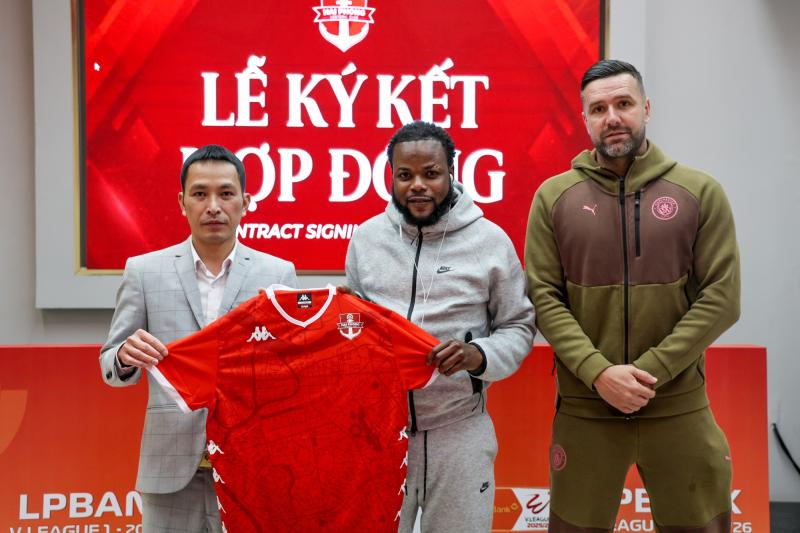 Hải Phòng FC chiêu mộ Ronaldo- Ảnh 1.